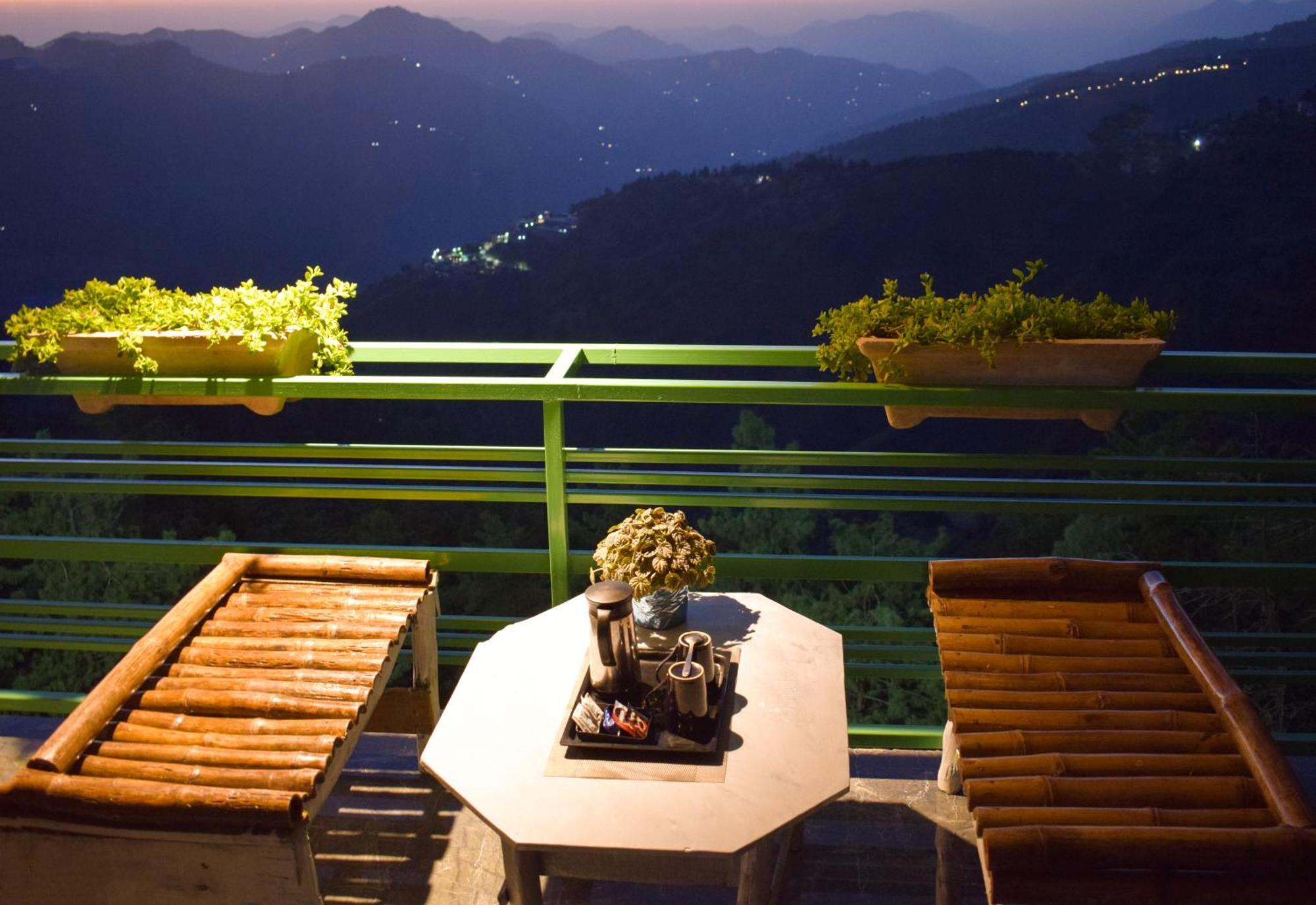 Valley View Resort Mashobra - Best Holiday Home For Vacations Simlá Kültér fotó
