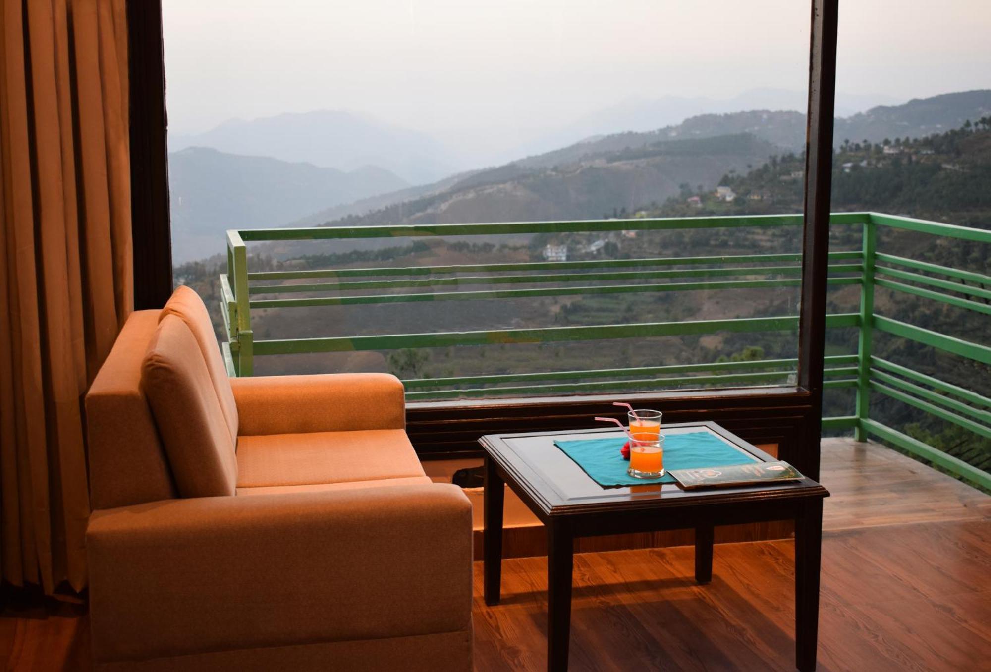 Valley View Resort Mashobra - Best Holiday Home For Vacations Simlá Kültér fotó
