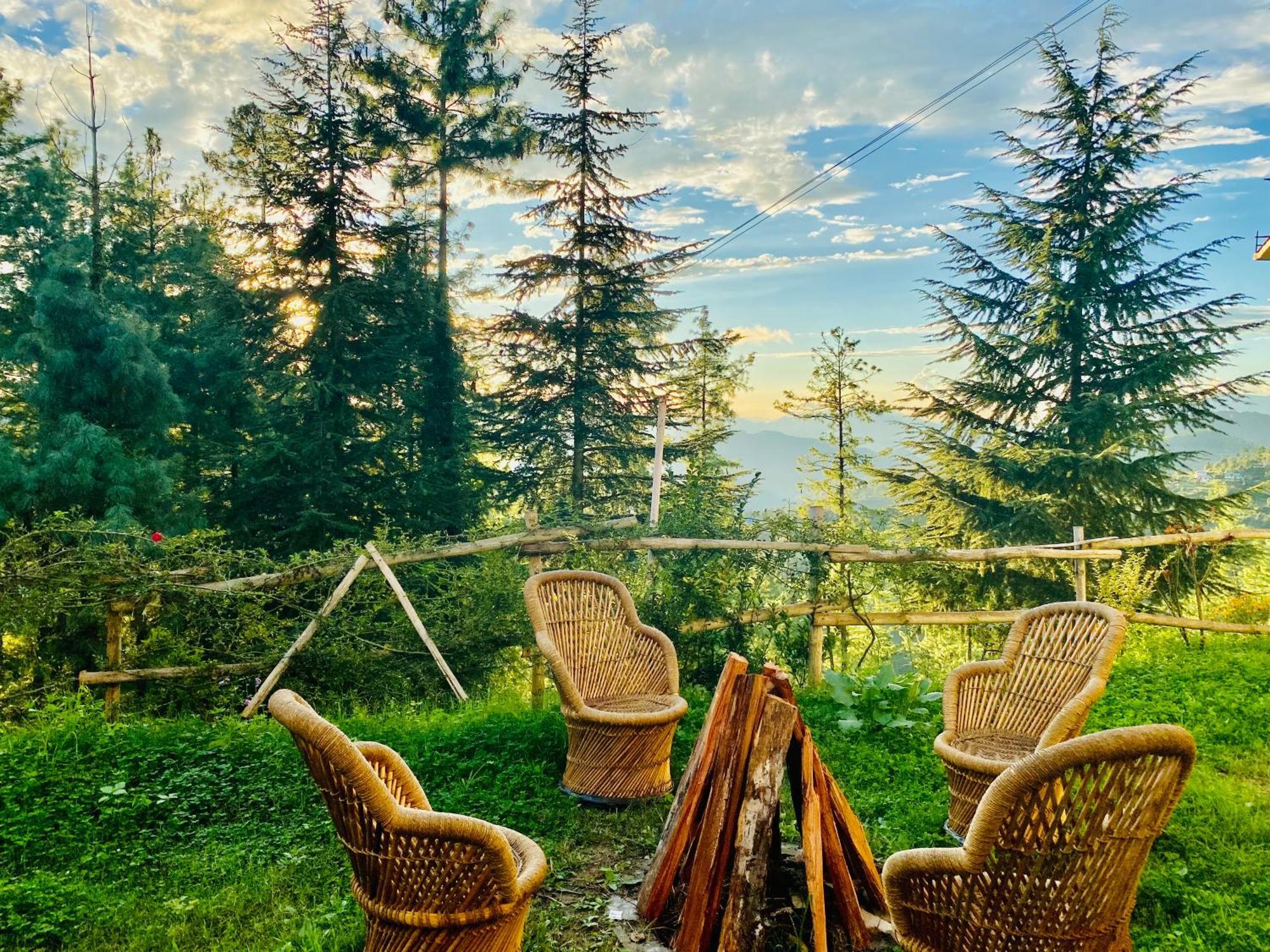 Valley View Resort Mashobra - Best Holiday Home For Vacations Simlá Kültér fotó